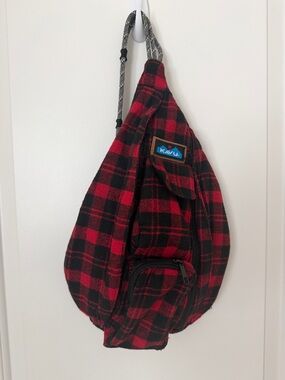 Kavu crossbody bag.
